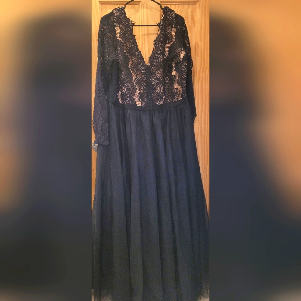 City Chic Rare beauty Lace Maxi dress